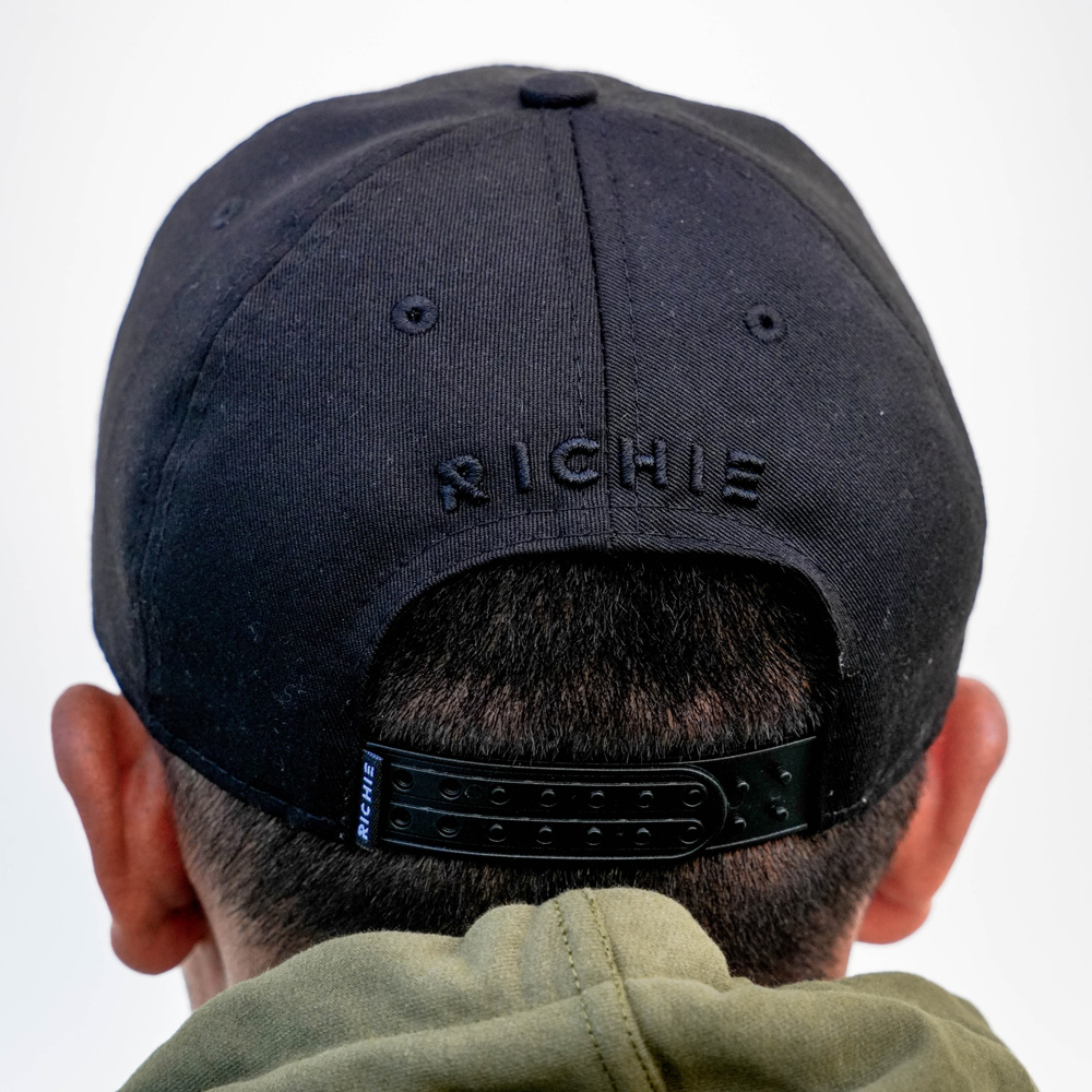 Gorra Logo Black Edition - Imagen 6